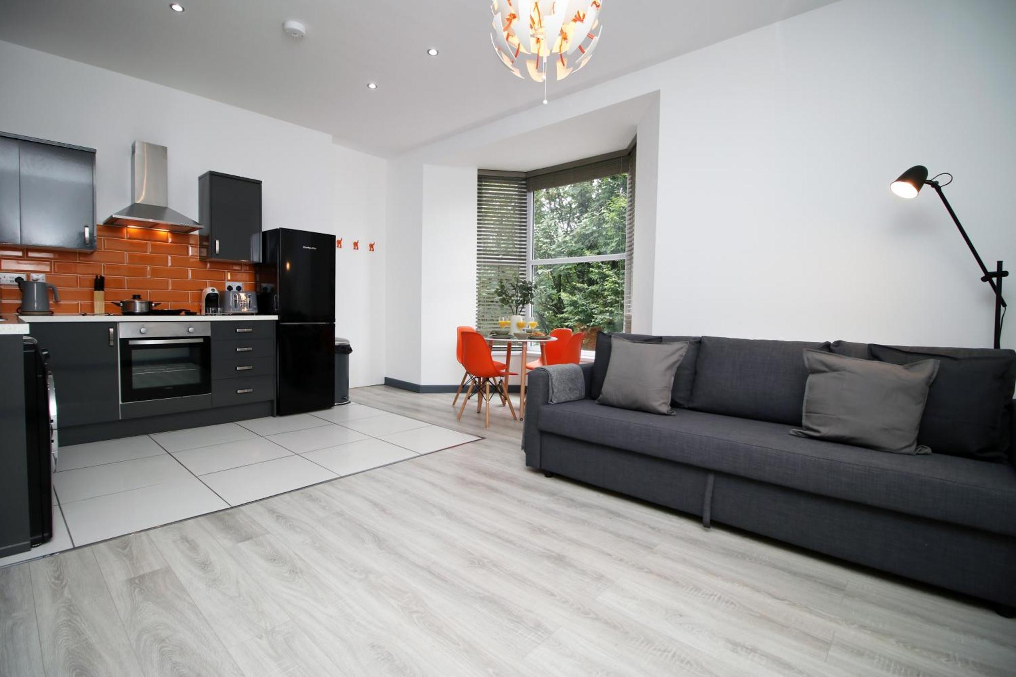 Fully Equipped Kitchen, Parking, City Centre Σουόνσι Εξωτερικό φωτογραφία