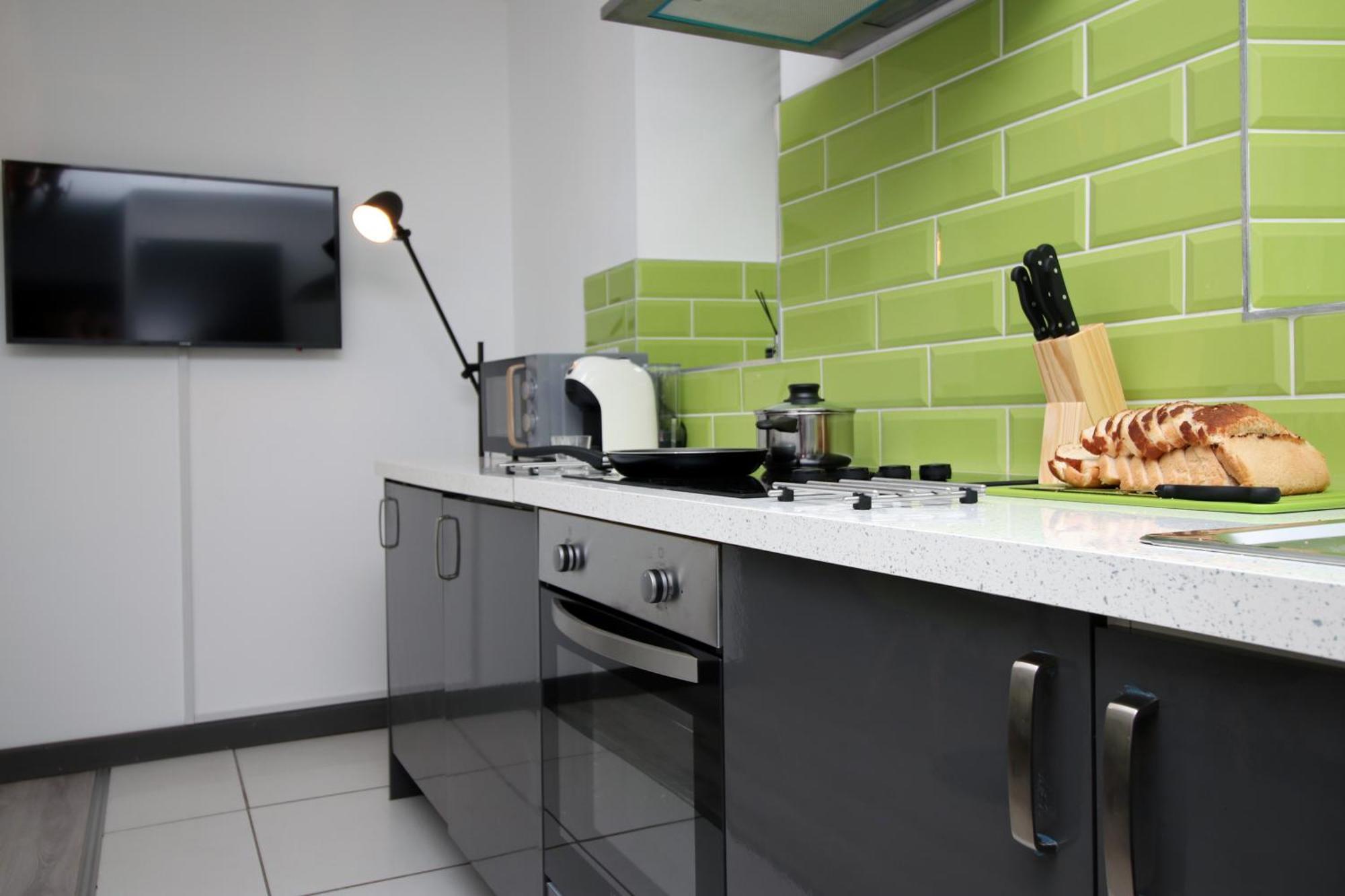 Fully Equipped Kitchen, Parking, City Centre Σουόνσι Εξωτερικό φωτογραφία